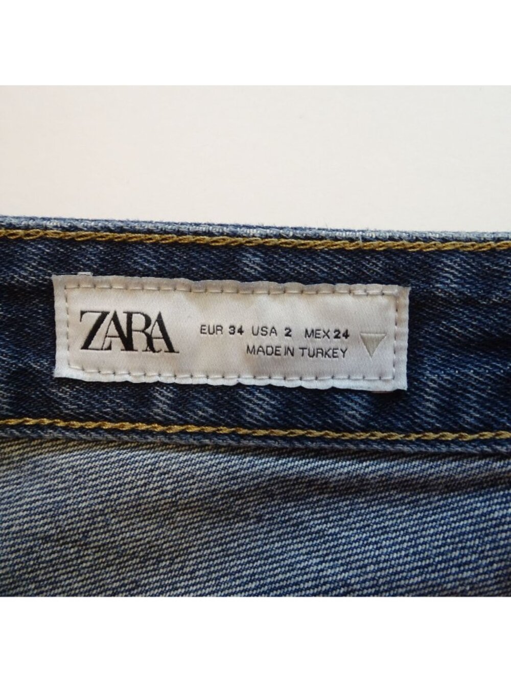 Zara Wide Leg Raw Hem Jeans Denim Blue Size 2 High Waist Boho Retro Streetwear - Picture 6 of 11